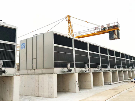 矩形正交流（横流）闭式冷却塔